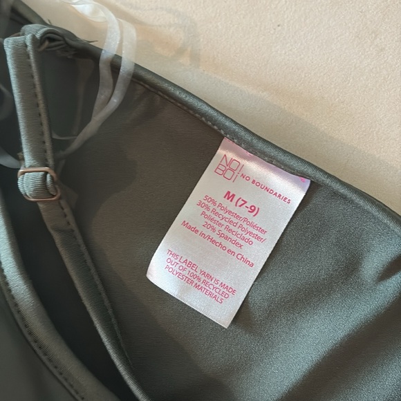 NWT medium green pants romper jumpsuit 853 - Picture 5 of 5